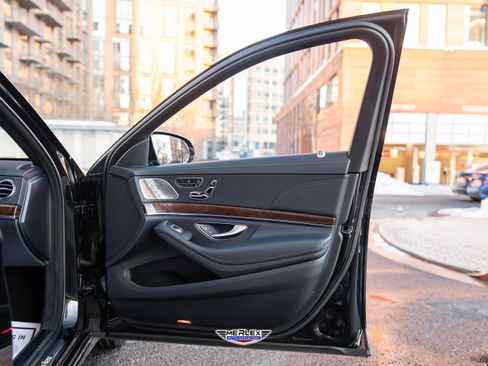 Used 2017 Mercedes-Benz S 550 4MATIC Sedan image 48