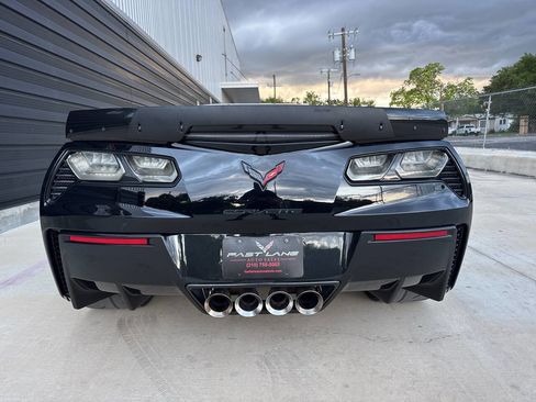Used 2015 Chevrolet Corvette Z06 w/ 3LZ Preferred Equipment Group RWD image 37