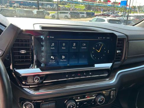 Used 2024 Chevrolet Silverado 2500 LT image 12