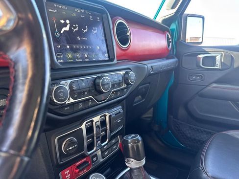 Used 2020 Jeep Wrangler Unlimited Rubicon AWD/4WD image 19
