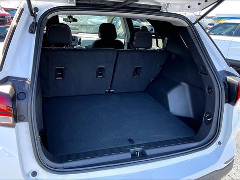 Certified 2024 Chevrolet Equinox LS w/ LS Convenience Package image 6
