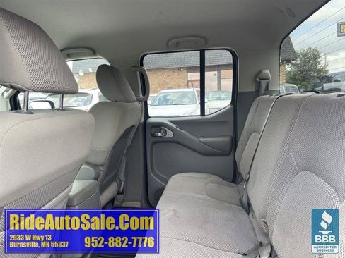 Used 2013 Nissan Frontier SV AWD/4WD image 12