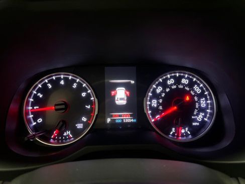 Used 2020 Toyota RAV4 LE image 22