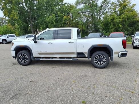 Used 2021 GMC Sierra 3500 Denali w/ Denali Ultimate Package AWD/4WD image 6