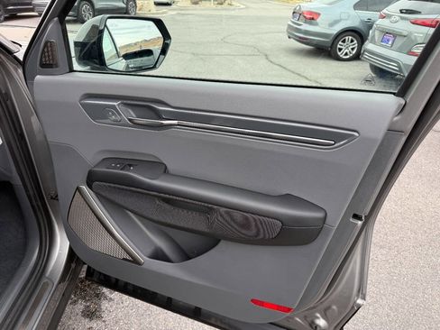 Used 2024 Kia EV9 GT-Line image 15