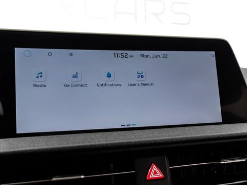 Used 2024 Kia EV6 Light RWD image 33