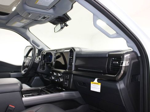 New 2026 Ford F250 Lariat AWD/4WD image 29