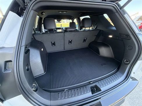 New 2026 GMC Terrain AT4 w/ Convenience Package III image 56