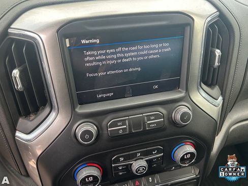 Used 2021 Chevrolet Silverado 1500 LT Trail Boss w/ LPO, Dark Essentials Package AWD/4WD image 24
