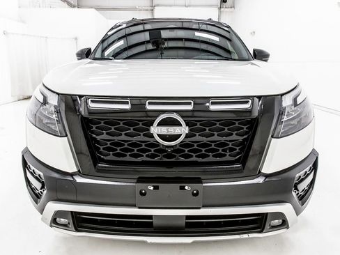 Used 2024 Nissan Pathfinder Rock Creek AWD/4WD image 11