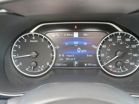 Used 2023 Nissan Maxima Platinum w/ Sport Mat Group FWD image 21