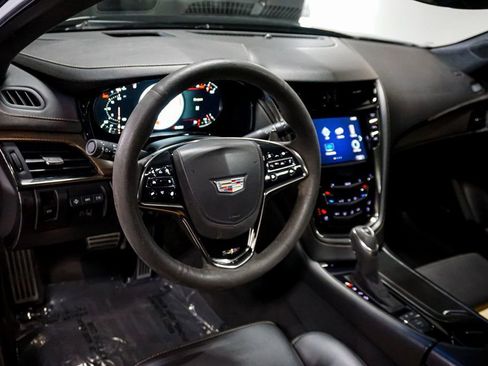 Used 2016 Cadillac CTS V image 10
