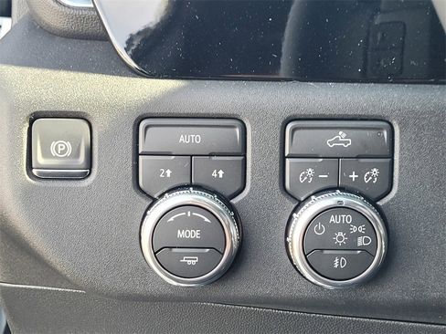 New 2026 GMC Sierra 1500 Elevation image 21