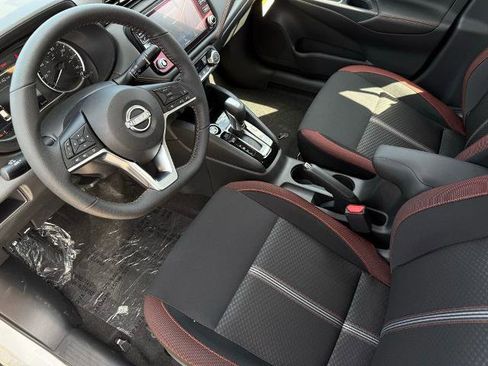 New 2025 Nissan Versa SR w/ Trunk Package image 16