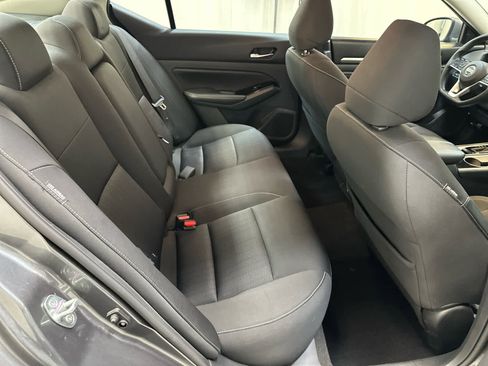 Certified 2021 Nissan Altima 2.5 SV image 19