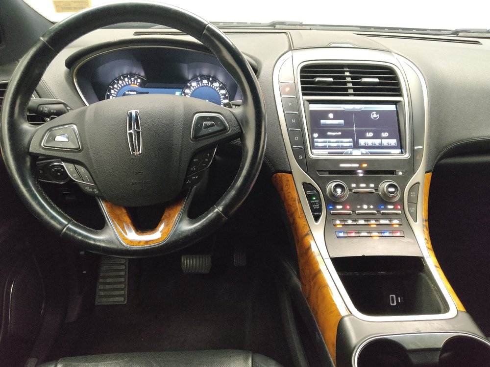 Used 2016 Lincoln MKX Reserve w/ Driver Assistance Package AWD/4WD image 22