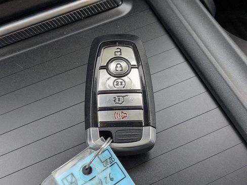 New 2026 Ford Expedition Active image 31