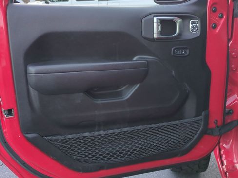 Used 2022 Jeep Gladiator Rubicon image 14