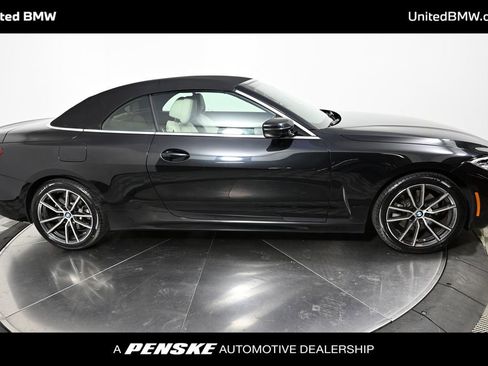 Used 2023 BMW 430i xDrive Convertible w/ Premium Package image 5
