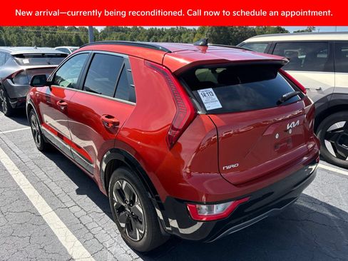 Certified 2023 Kia Niro Wind FWD image 5