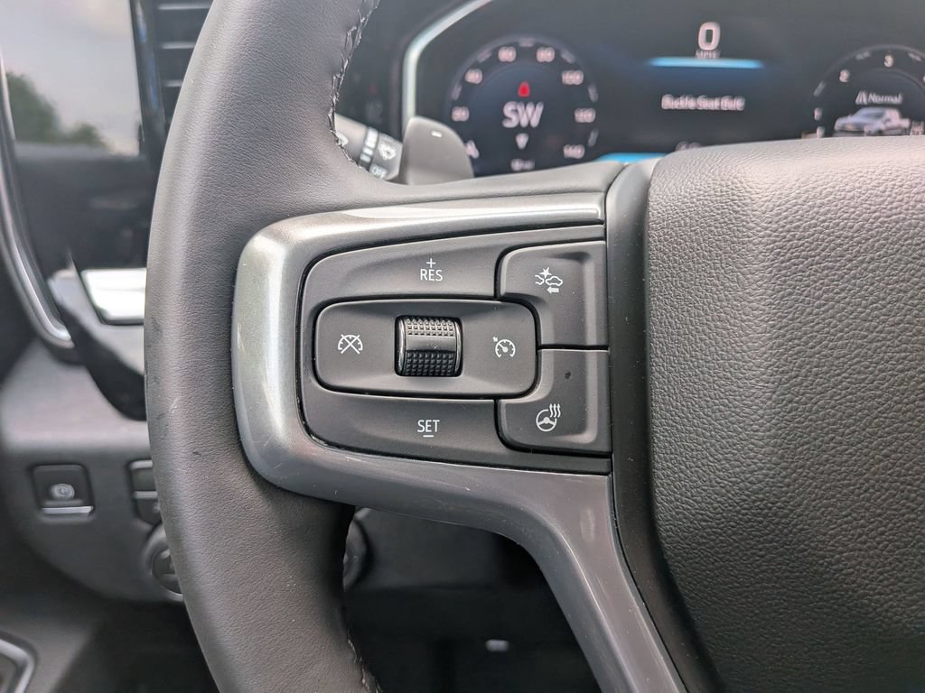 New 2026 Chevrolet Silverado 1500 RST w/ Dark Appearance Package AWD/4WD image 18
