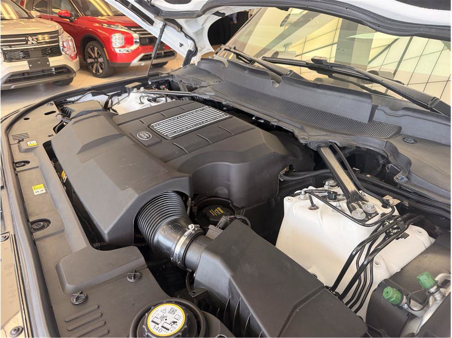Used 2018 Land Rover Range Rover HSE AWD/4WD image 38