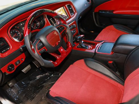 Used 2019 Dodge Charger GT w/ Blacktop Package RWD image 6