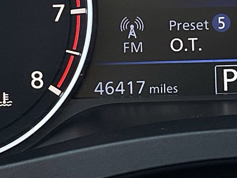 Used 2024 Nissan Altima 2.5 SV FWD image 40