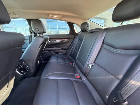 Used 2019 Cadillac XTS Luxury image 17