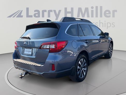 Used 2017 Subaru Outback 3.6R Limited AWD/4WD image 5