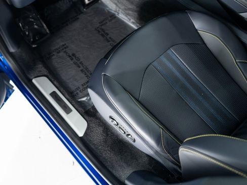 Used 2025 Aston Martin DBX 707 image 12