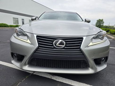 Used 2016 Lexus IS 200t RWD image 11