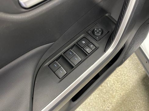 Certified 2025 Toyota RAV4 XLE FWD image 16