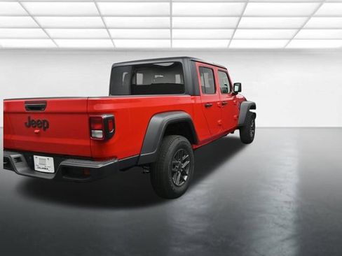 New 2025 Jeep Gladiator Sport image 9