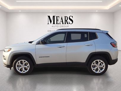 Used 2024 Jeep Compass Latitude