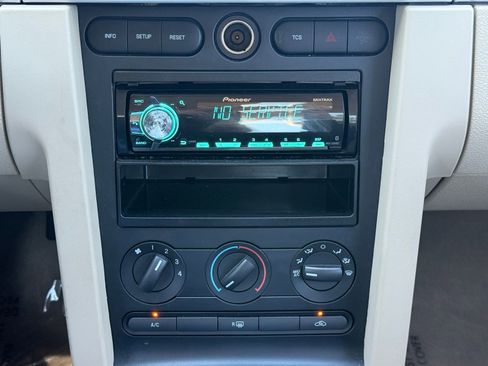 Used 2007 Ford Mustang GT image 29