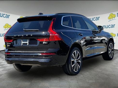 Used 2022 Volvo XC60 B5 Momentum w/ Climate Package AWD/4WD image 6
