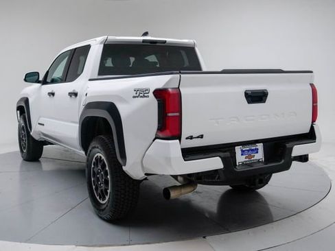 Used 2024 Toyota Tacoma TRD Off-Road image 3