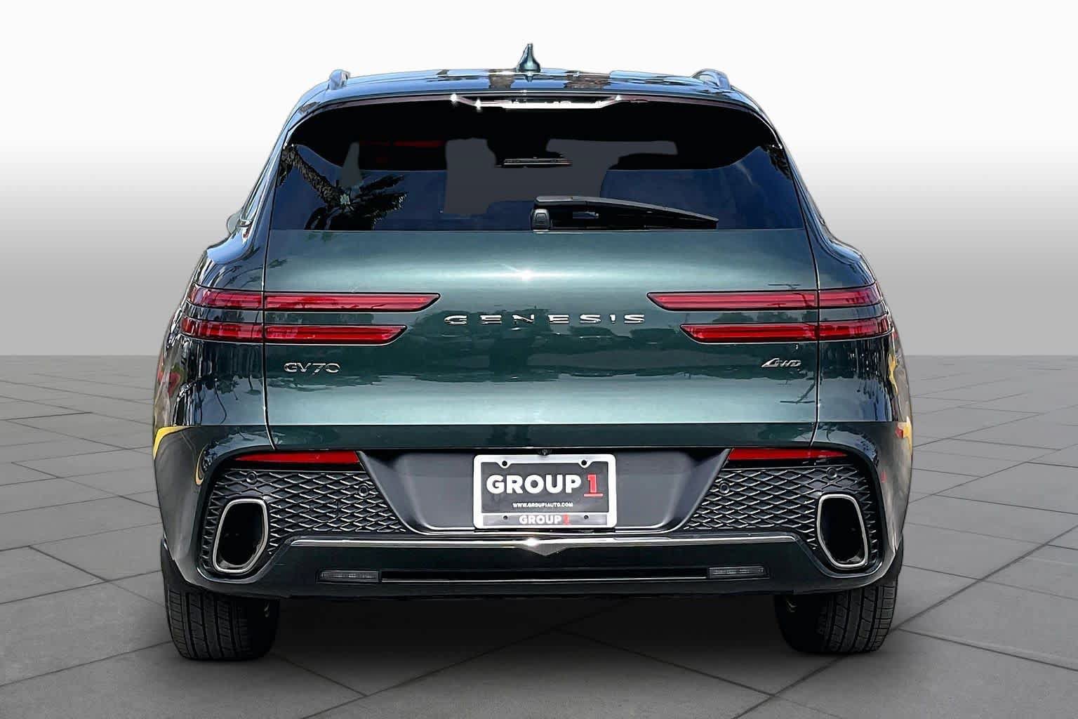 Used 2023 Genesis GV70 2.5T AWD/4WD image 4