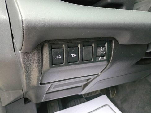 Used 2024 Subaru Ascent Touring image 17