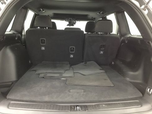 Used 2025 Jeep Grand Cherokee Laredo X AWD/4WD image 16