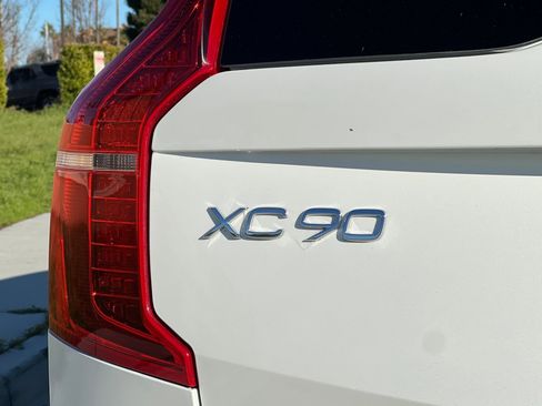 Used 2020 Volvo XC90 T8 Inscription image 29