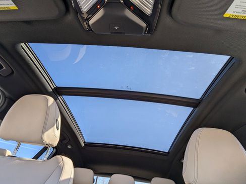 Used 2019 BMW X3 sDrive30i w/ Driving Assistance Package image 14