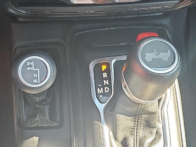 Used 2022 Jeep Wrangler Unlimited Sport AWD/4WD image 19