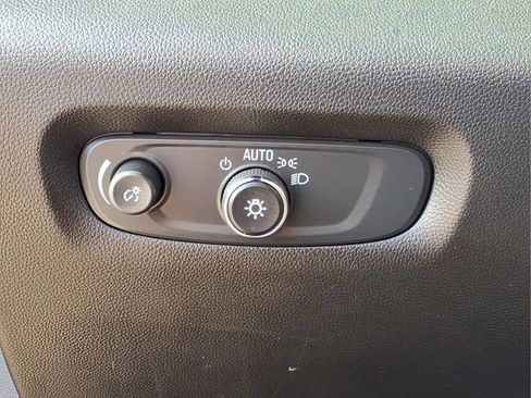 Used 2023 Chevrolet Traverse RS w/ LPO, Floor Liner Package AWD/4WD image 20