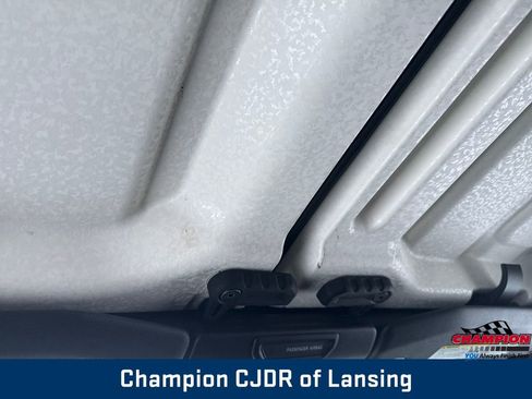 Used 2018 Jeep Wrangler Unlimited Sport S image 25