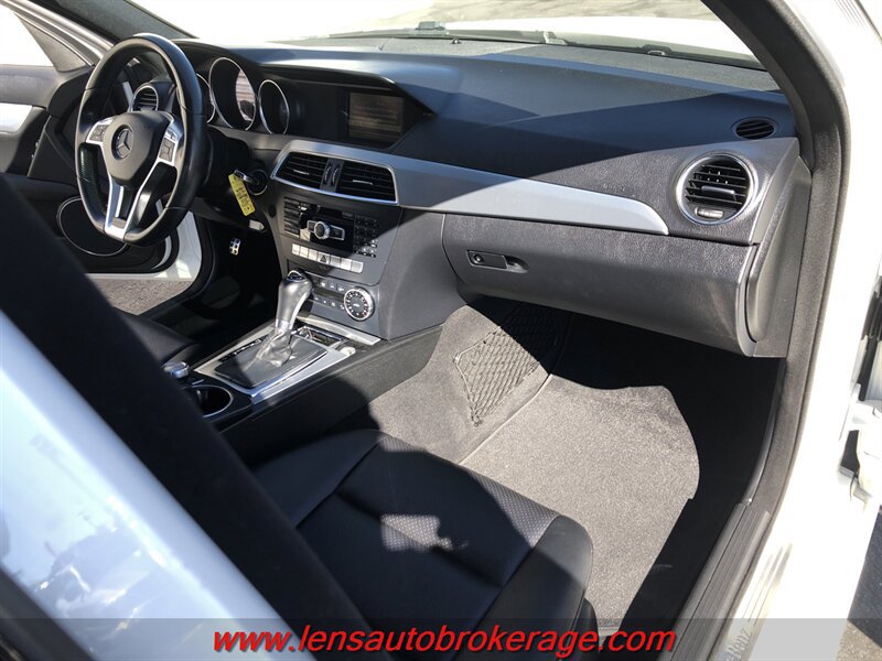 Used 2014 Mercedes-Benz C 250 Sedan image 23