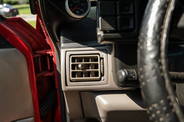 Used 1992 Ford Mustang LX RWD image 33