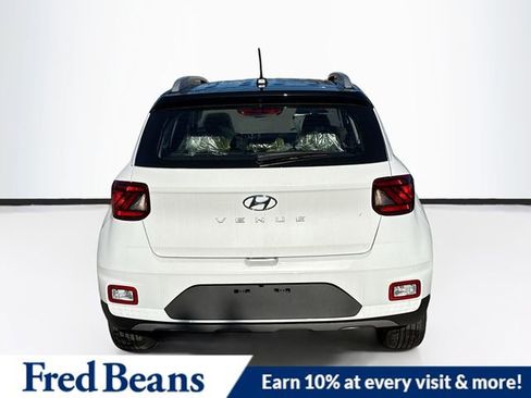 New 2026 Hyundai Venue SEL FWD image 7