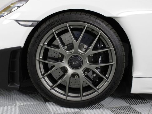 Used 2024 Porsche 718 Cayman GT4 RS image 27